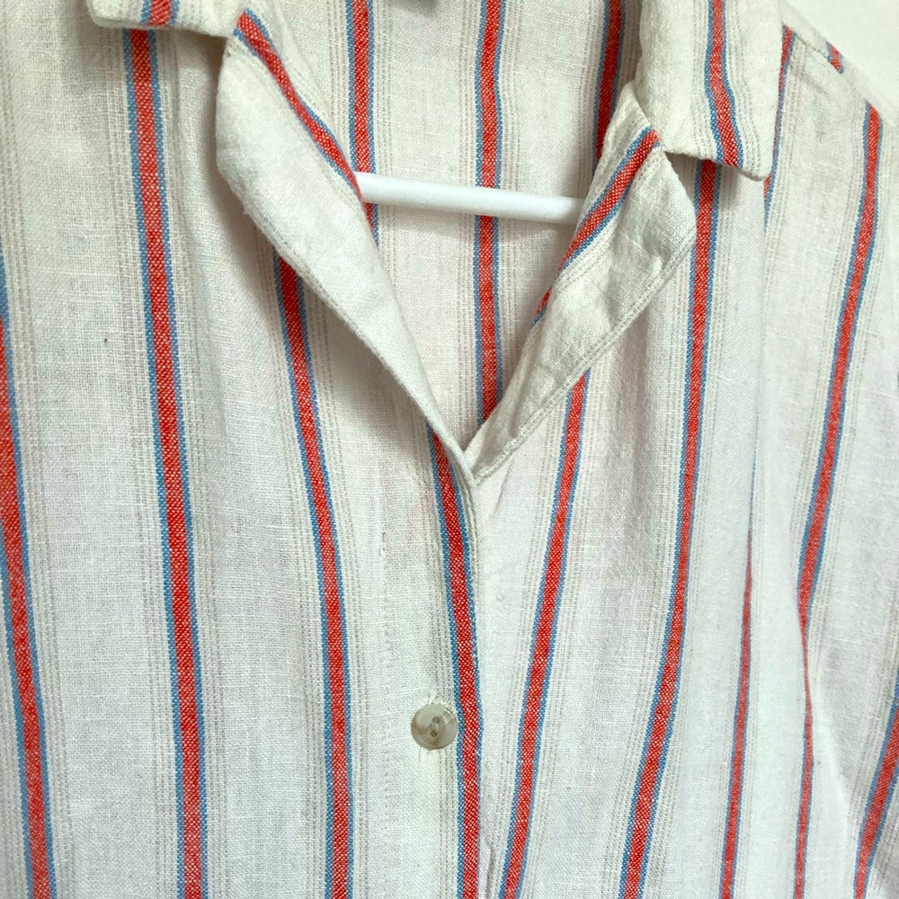 Universal Thread Linen Button-Up Crop